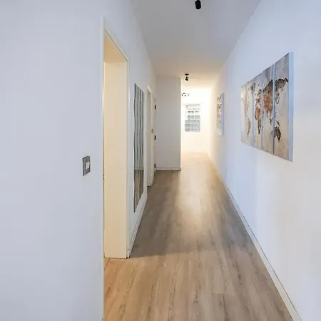 아파트 Sea View Modern In Ferry 250 Sqm S4 슬리에마