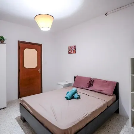 Sea View Modern In Ferry 250 Sqm S4 *