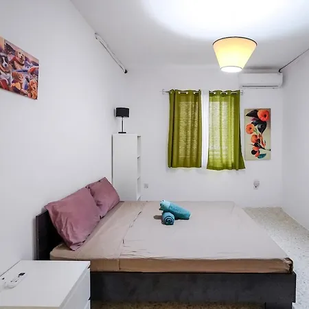 Sea View Modern In Ferry 250 Sqm S4 *